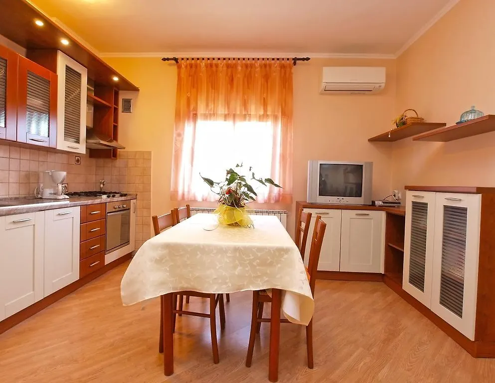 Apartment Cocaletto 1047 Rovinj