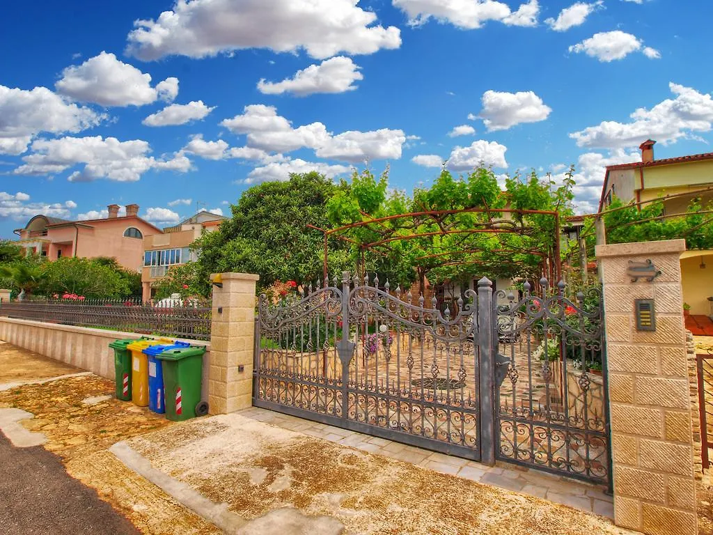 רוביני Apartment Cocaletto 1047 קרואטיה