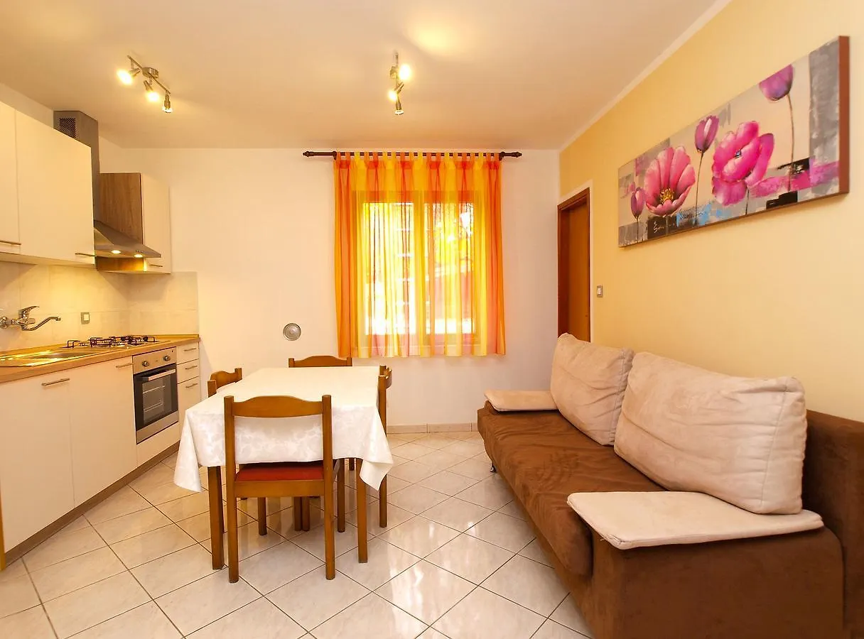 Apartment Cocaletto 1047 Rovinj Croatia